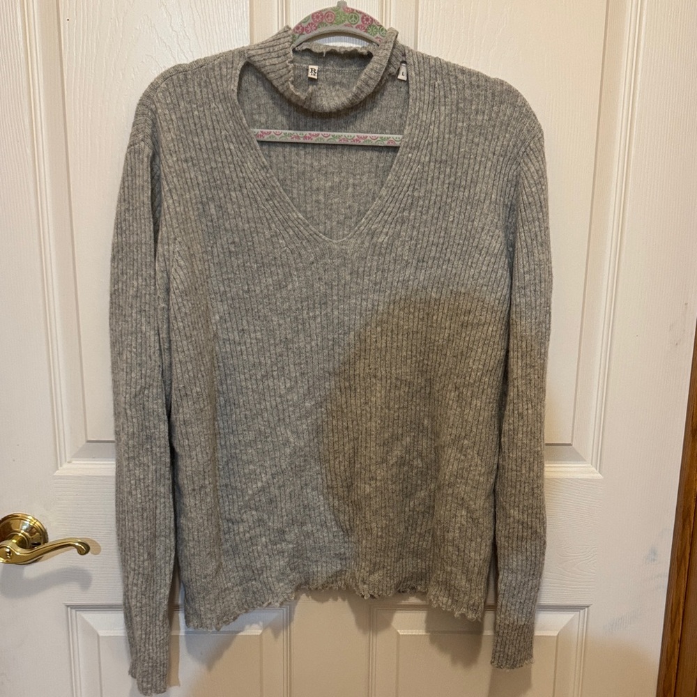 R 13 Gray Ribbed V-Neck Sweater